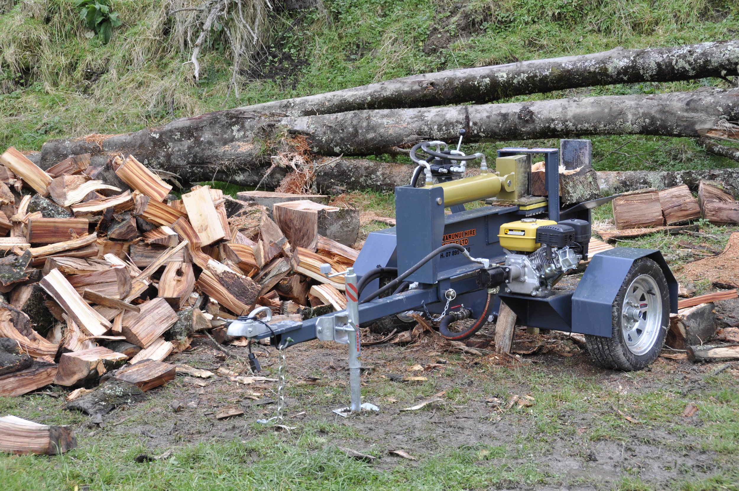 Building A Heavy-Duty Log Splitter, One Piece At A Time