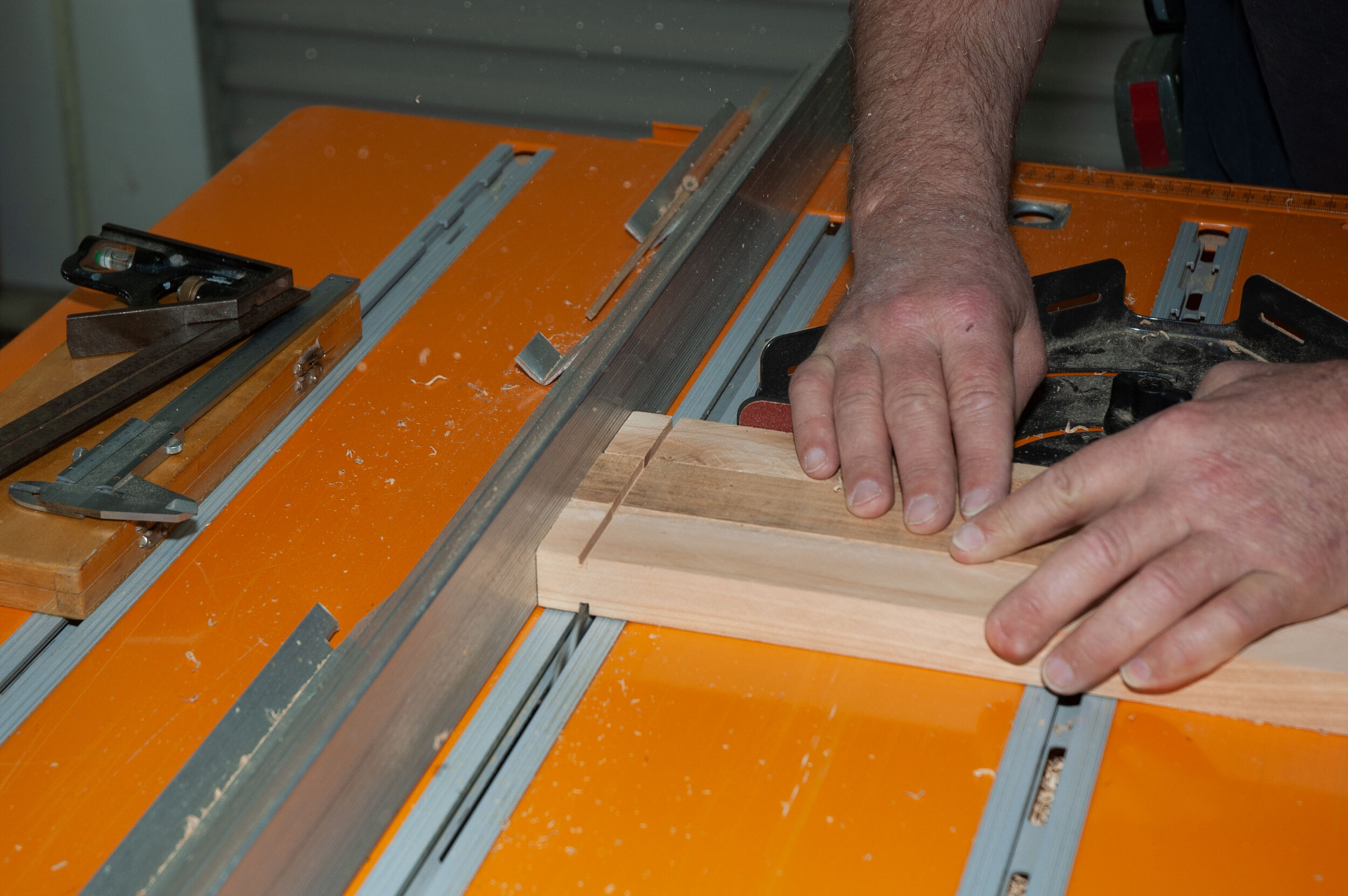 Cutting the tenon shoulders on the table saw