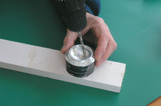 Drill filling hole off-centre