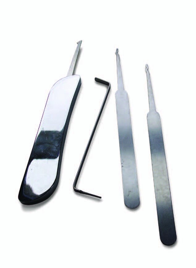 A lock pick kit can be as simple as, from left to right, a half diamond pick, a tension wrench and two different rakes
