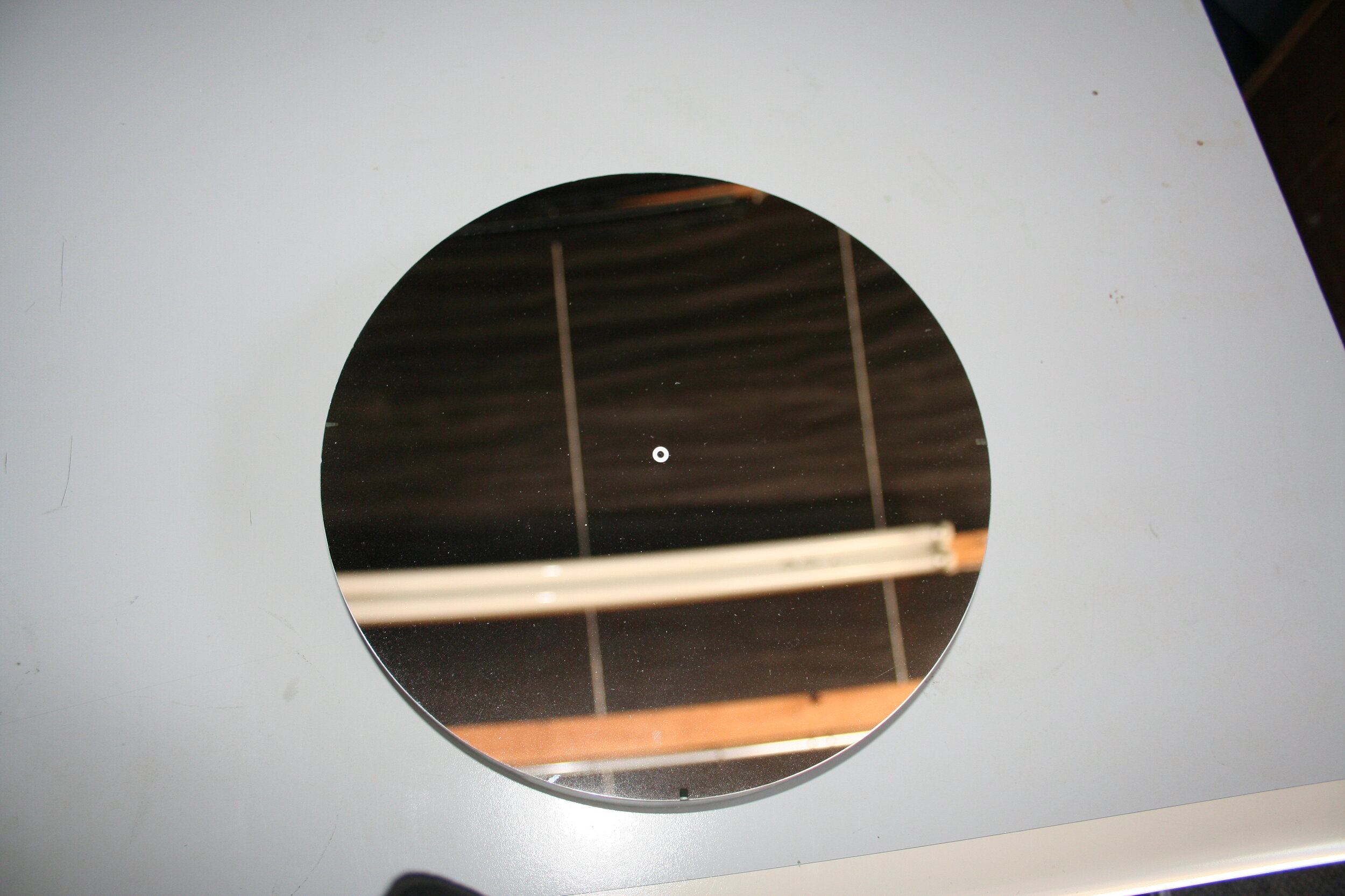 Circle on the main mirror for collimating